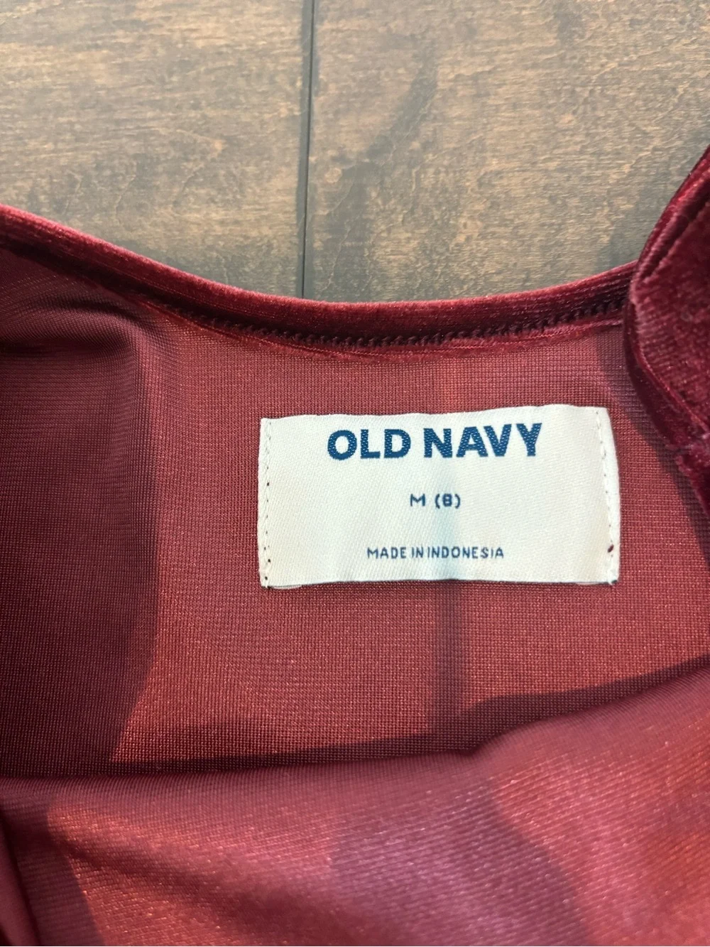 Old Navy Girls Short Sleeve Velvet Dress in Wine